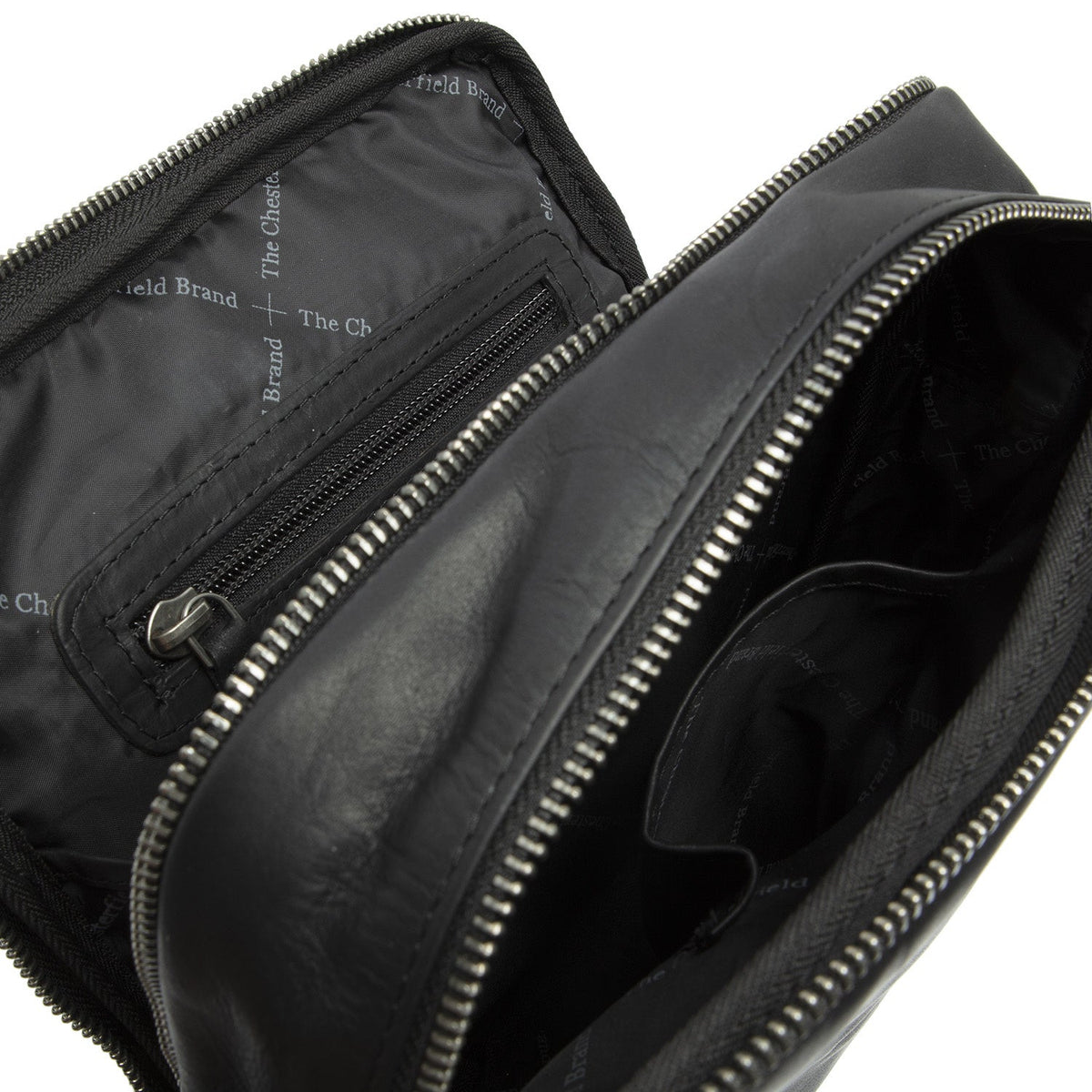 Alva Full-Grain Leather Crossbody Bag für Herren - Structured Side Profile Showing Gusset Depth &amp; Expansion Capacity