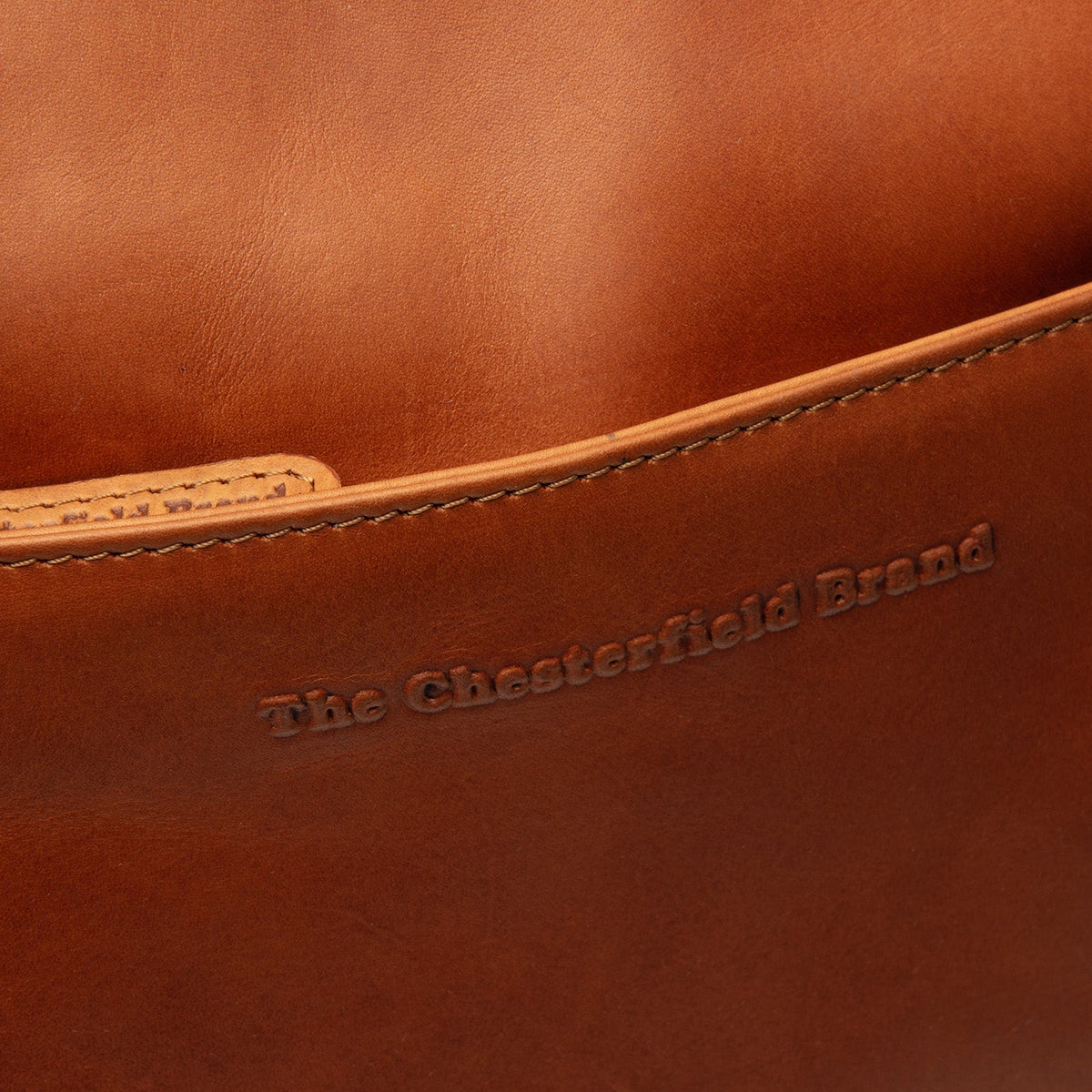 Lunton Full-Grain Leather Crossbody Bag für Damen – Zusätzliche Produktansicht 2