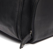 
Leather Garment Bag Finlay - Seitenansicht mit ergonomischem Ärmelschnitt & sportlicher Passform