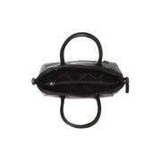 Detailansicht of Classic Collar &amp; Heavy-Duty Zipper Hardware on Marsala Full-Grain Leather Handbag