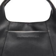 
Detailansicht of Classic Collar & Heavy-Duty Zipper Hardware on Salina Vollnarbenleder-Handtasche