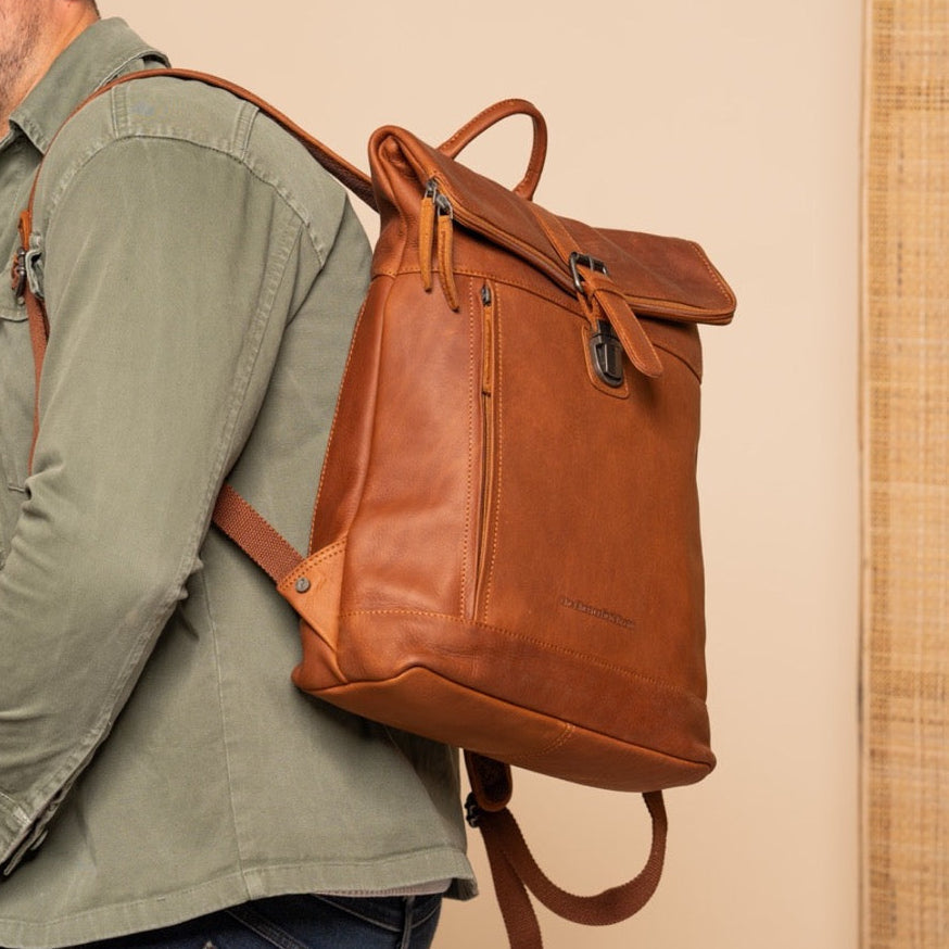 Larsson Full-Grain Leather Laptop Backpack für Damen – Zusätzliche Produktansicht 2
