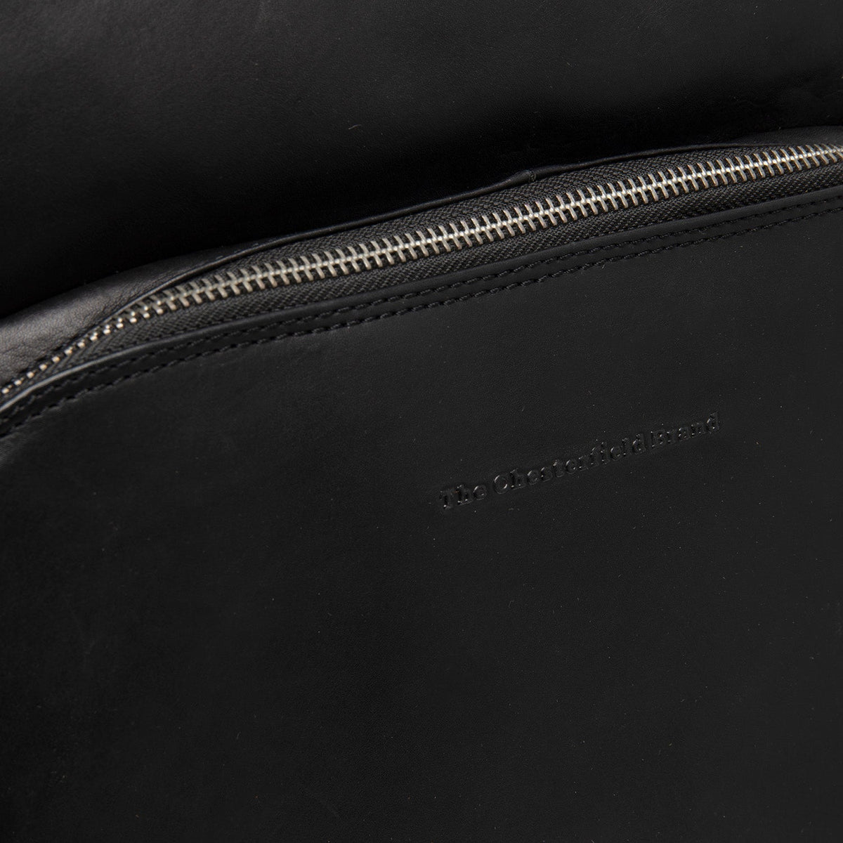 Innenansicht Showing Dedicated Padded Laptop Sleeve &amp; Multi-Compartment Organization