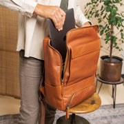 Rich Full-Grain Leather Laptop Backpack für Herren – Zusätzliche Produktansicht 3
