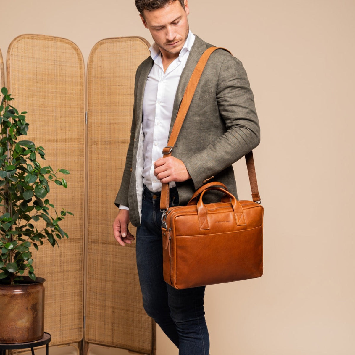 Frazer Full-Grain Leather Laptop Bag für Damen – Zusätzliche Produktansicht 3