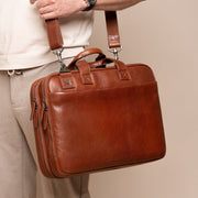 Iseo Full-Grain Leather Laptop Bag für Herren – Zusätzliche Produktansicht 2