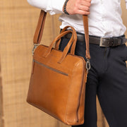Levanto Full-Grain Leather Laptop Bag für Damen – Zusätzliche Produktansicht 2