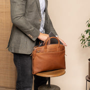 Tilbury Full-Grain Leather Laptop Bag für Damen – Zusätzliche Produktansicht 3