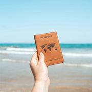 
Leather Passport Case für Damen für Damen – alternate product view 2