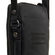 Alesund Full-Grain Leather Phone Bag für Damen - Seitenansicht mit ergonomischem Ärmelschnitt
