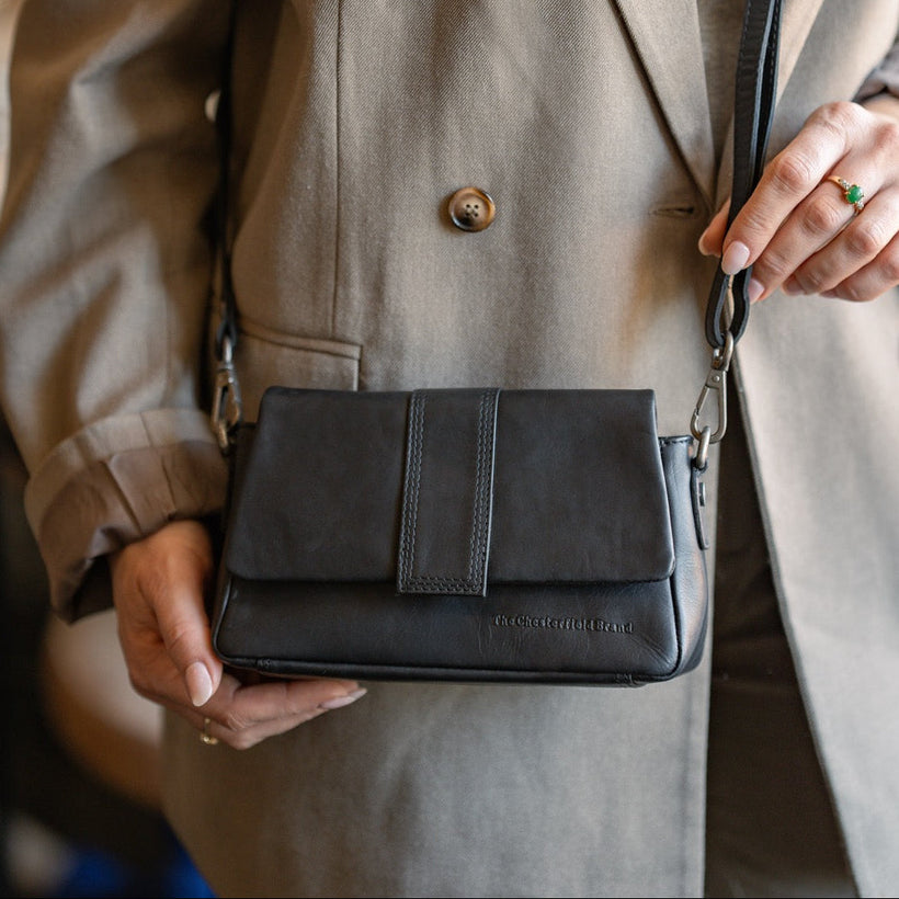 Clifden Full-Grain Leather Shoulder Bag für Damen