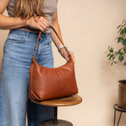 Skara Full-Grain Leather Shoulder Bag für Damen – Zusätzliche Produktansicht 3