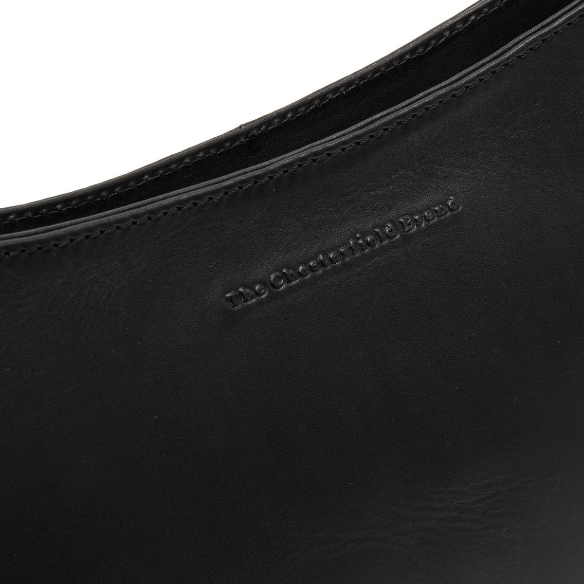 Solid Antique Brass Hardware &amp; Heavy-Duty Dual Zipper Detail on Valentano Full-Grain Leather Shoulder Bag für Damen