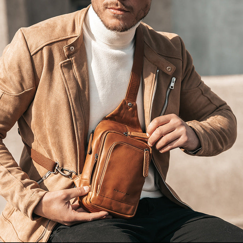 Leather Sling Bag Riga für Damen – Zusätzliche Produktansicht 2