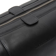 Authentic 100% Full-Grain Leather Grain Texture &amp; Heavy-Duty Seam Stitching Detail