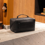 Classic 100% Full-Grain leather Goods - Rückansicht mit passgenauen Schultern &amp; sauberem Saum