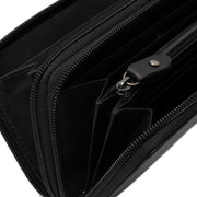 
Solid Antique Brass Hardware & Heavy-Duty Dual Zipper Detail on Hadley Vollnarbenleder-Geldbörse