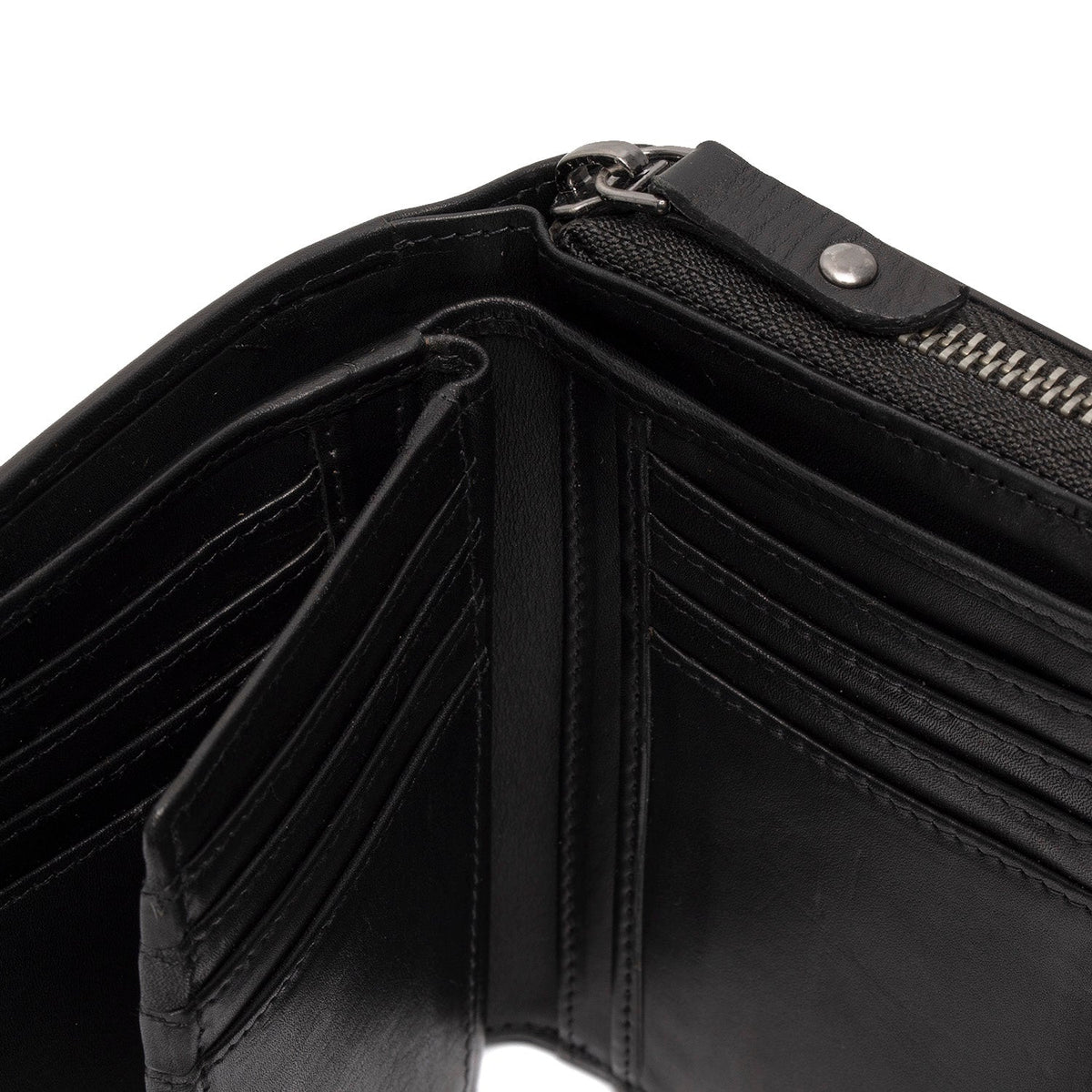 Innenansicht Showing Dedicated Padded Laptop Sleeve &amp; Multi-Compartment Organization