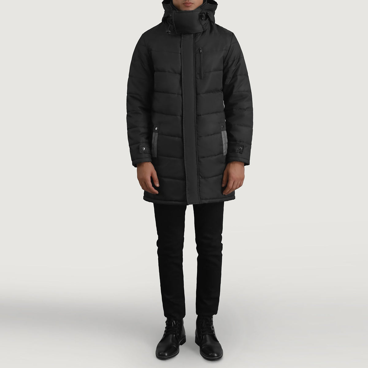 
Moore Schwarz Hooded Parka für Herren - Seitenansicht mit ergonomischem Ärmelschnitt & sportlicher Passform