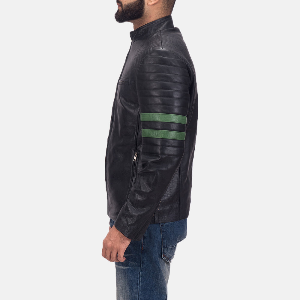 Night Trooper Lederjacke für Herren - Seitenansicht mit ergonomischem Ärmelschnitt