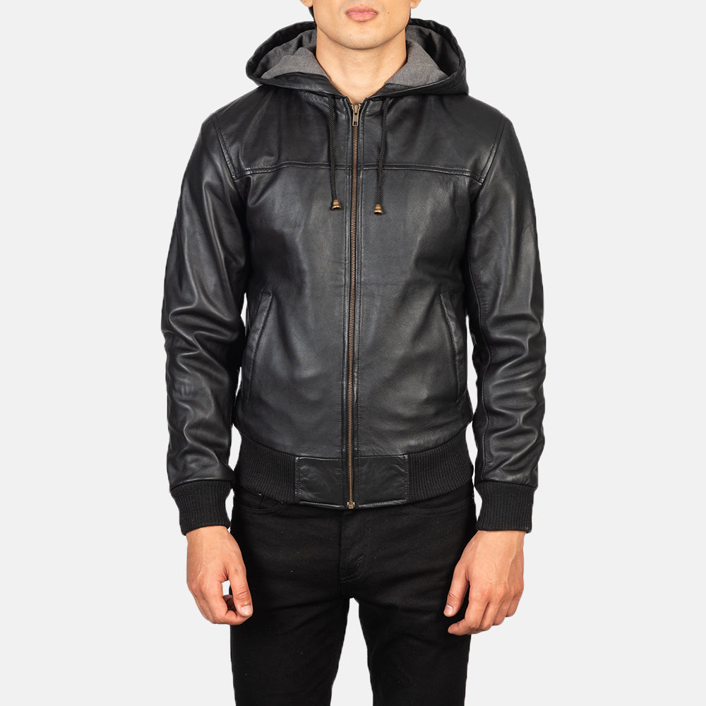 
Detailansicht of Hooded & Zipper Hardware on Nintenzo Black Hooded Leather Jacket