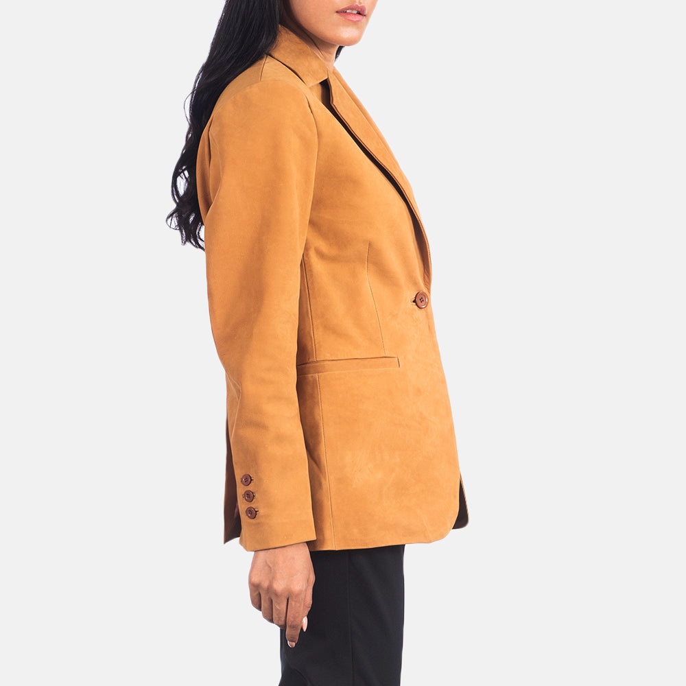 Detailansicht of Notch &amp; Button Hardware on Women's Norma Brown Suede Blazer