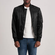 
Quinton MA-1 Schwarz Leder-Bomberjacke für Herren - Seitenansicht mit ergonomischem Ärmelschnitt & sportlicher Passform