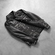 Button &amp; Hem Craftsmanship Construction Detail on Men's Ranchson Schwarz Leather Shirt für Herren