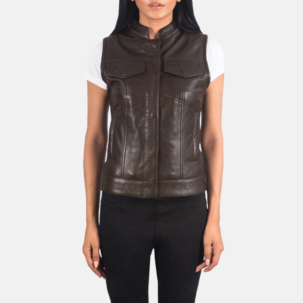 
Detailansicht of Band & Zipper with Button Flap Hardware on Rayne Moto Braun Lederweste für Damen