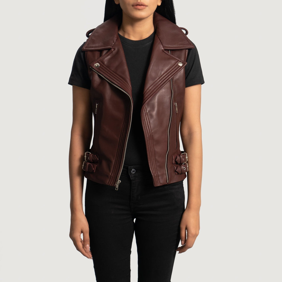 
Maroon Sheepskin Leather Biker Jacket - Rückansicht mit passgenauen Schultern & sauberem Saum