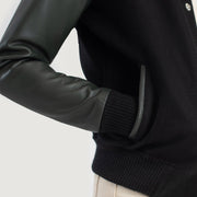 Innenansicht Showing Quilted Polyester Lining &amp; Zwei Innentaschen