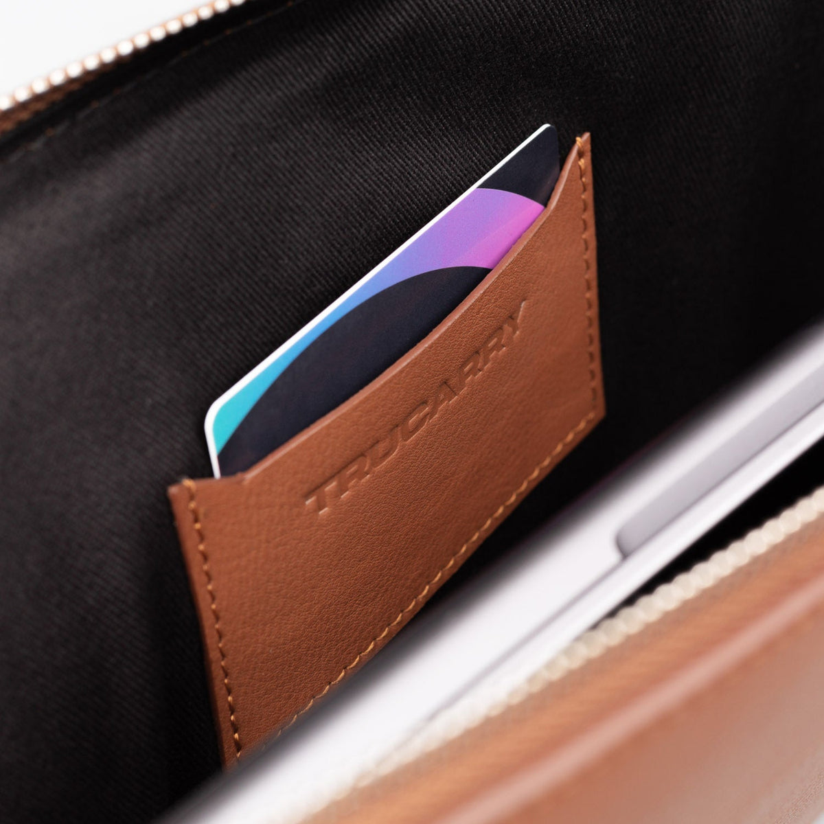 
Innenansicht Showing Cotton Twill & Zwei funktionale Innentaschen