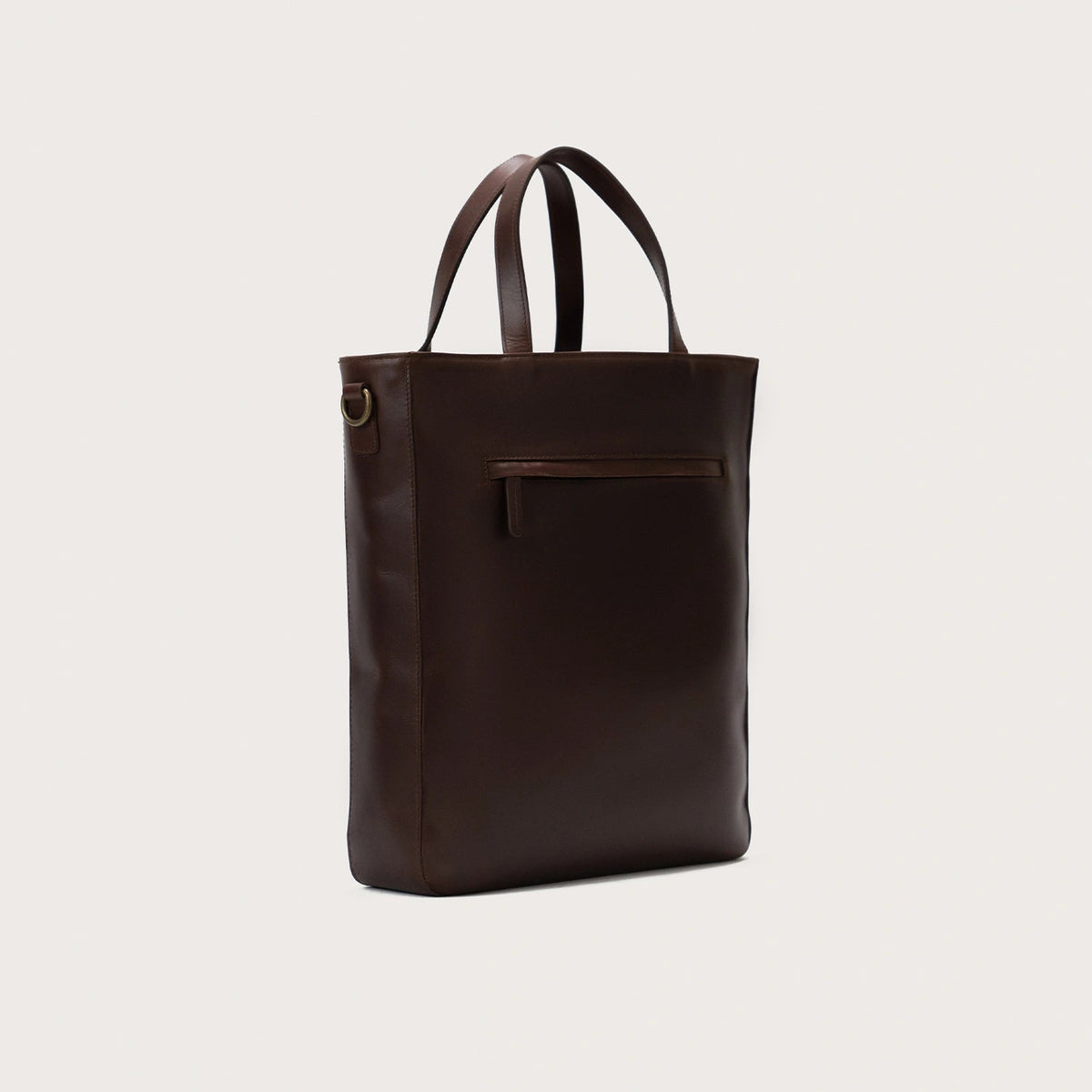 
The Poet Vintage Brown Leather Tote Bag For Men & Women - Strukturierte Seitenansicht mit Faltentiefe & Erweiterungsvolumen