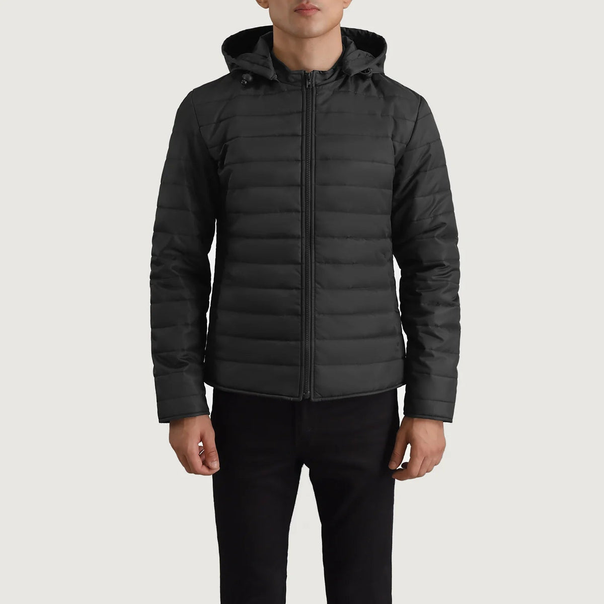 
Detailansicht of Classic Collar & Zipper Hardware on Tyler Schwarz Hooded Puffer Lederjacke für Herren