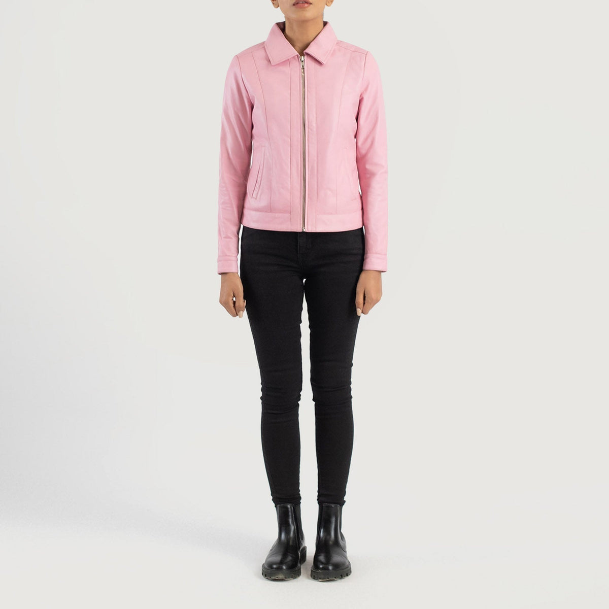 
Vixen Pink Classic Collar Leather Jacket - Seitenansicht mit ergonomischem Ärmelschnitt & sportlicher Passform
