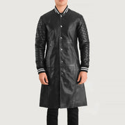 Detailansicht of Varsity collar &amp; Snap Button button Hardware on Wilde Schwarz Leather Varsity Ledermantel für Herren