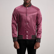 Xander Kastanienbraun Varsity Lederjacke für Herren in Maroon Satin - Vorderansicht &amp; maßgeschneiderte Silhouette | Online Kaufen