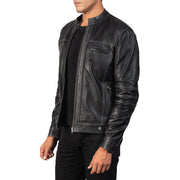 Black Goatskin Snuffed Biker Jacket - Rückansicht mit passgenauen Schultern &amp; sauberem Saum